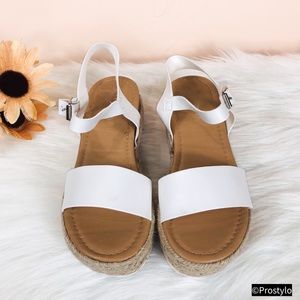 JUST IN‼️WHITE ESPADRILLE PLATFORM SANDALS- Shoe
